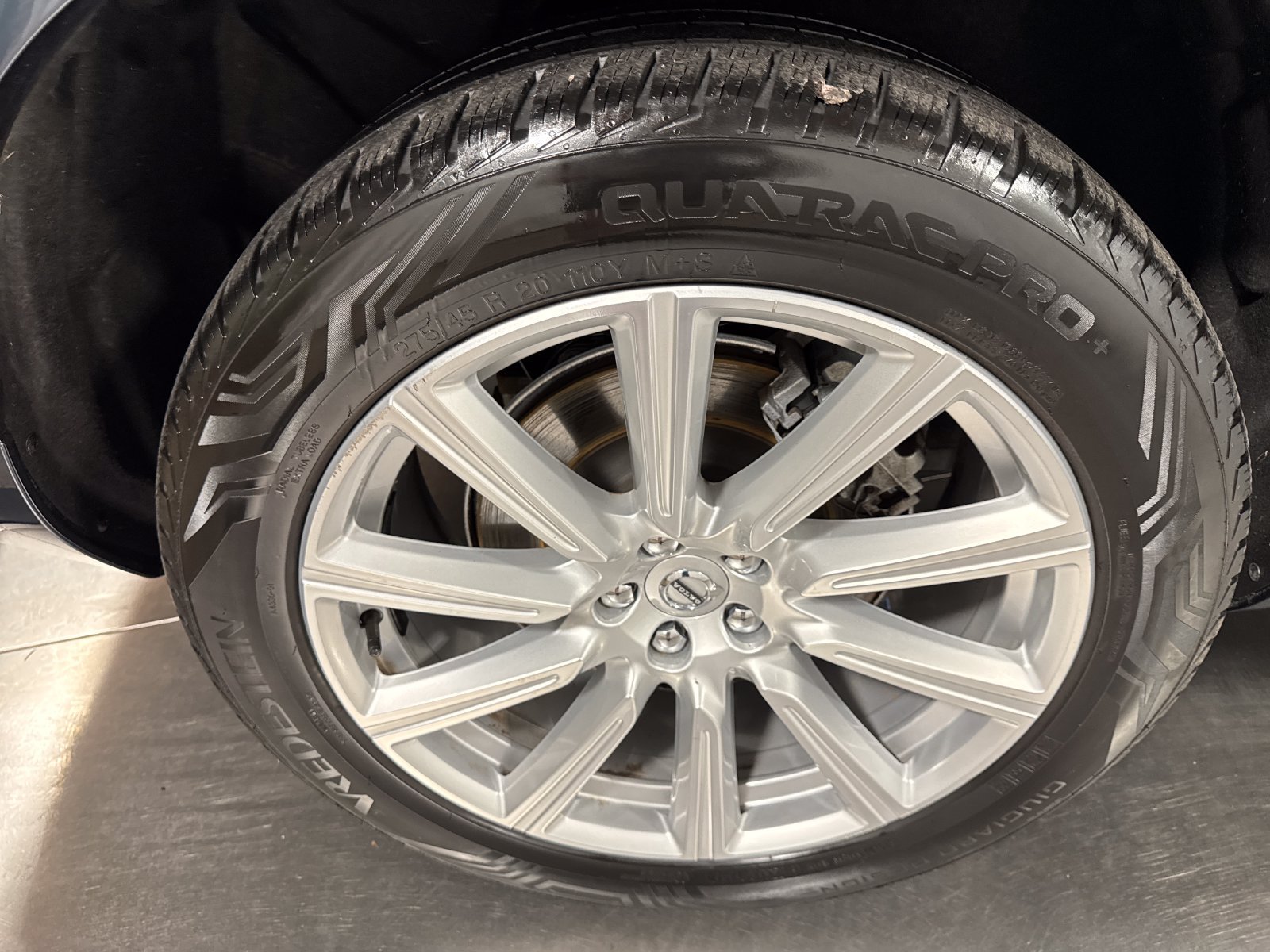Used 2019 Volvo XC90 T8 Inscription w/ Advanced Package AWD/4WD image 13