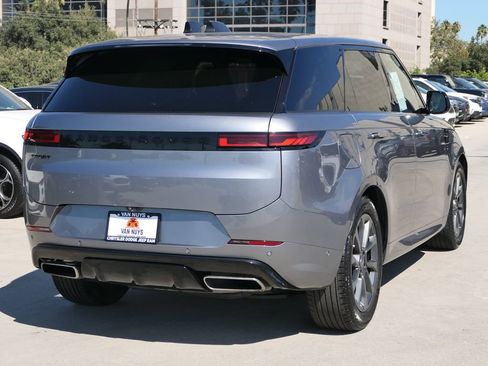 Used 2024 Land Rover Range Rover Sport Dynamic SE image 4