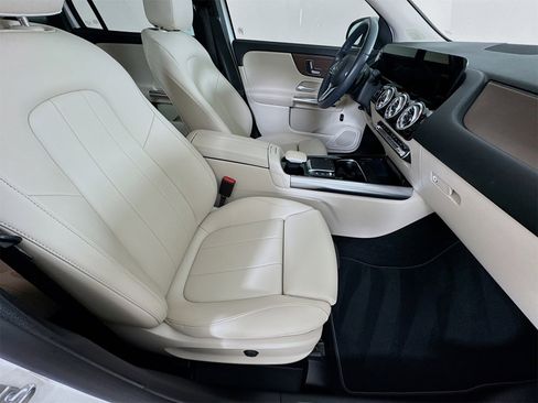 Certified 2023 Mercedes-Benz GLA 250 image 27