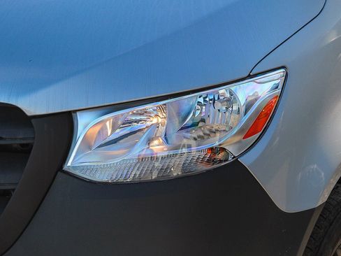 New 2025 Mercedes-Benz Sprinter 2500 image 4