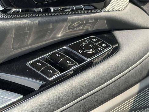 Used 2025 Cadillac Optiq Luxury 1 w/ LPO, Floor Liner Package AWD/4WD image 19