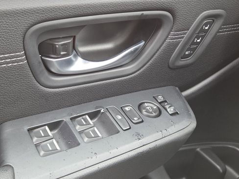 New 2026 Honda Pilot Touring image 28