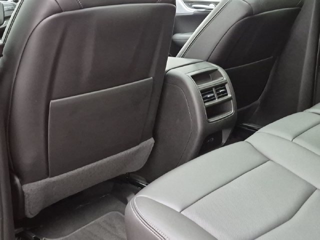 Used 2024 Cadillac XT5 Sportv AWD/4WD image 22
