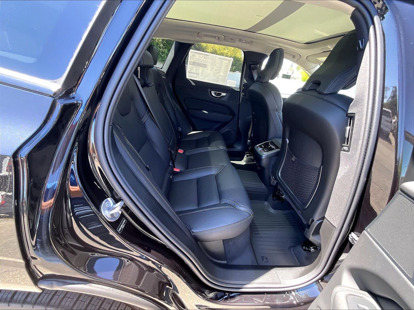 New 2026 Volvo XC60 B5 Ultra w/ Protection Package Premier AWD/4WD image 26