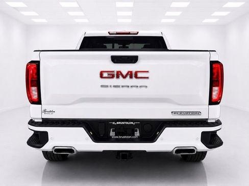 Used 2024 GMC Sierra 1500 Elevation w/ Elevation Premium Package AWD/4WD image 10