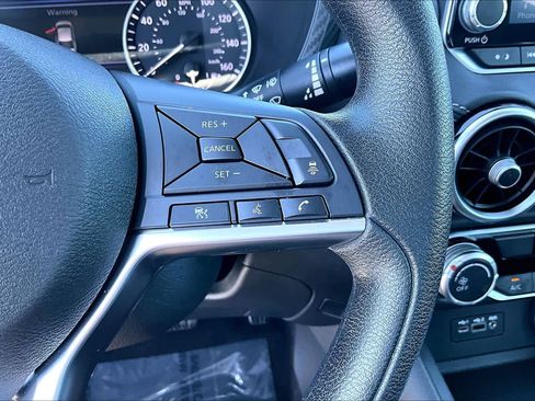 Used 2023 Nissan Sentra SV FWD image 22