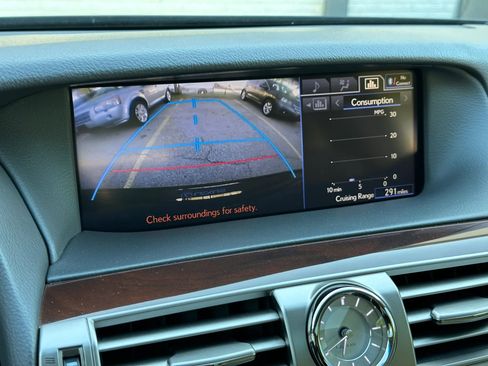 Used 2013 Lexus LS 460 w/ Comfort Pkg image 35