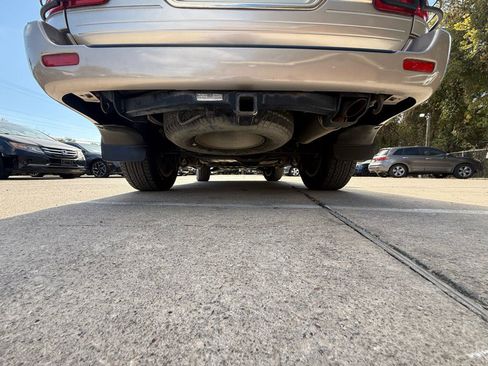 Used 2000 Lexus LX 470 4WD image 18