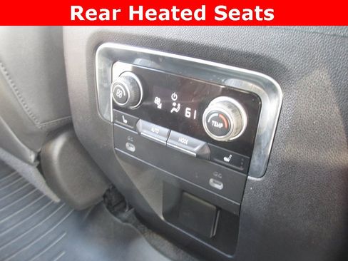 Used 2023 Chevrolet Tahoe Z71 w/ Luxury Package image 26