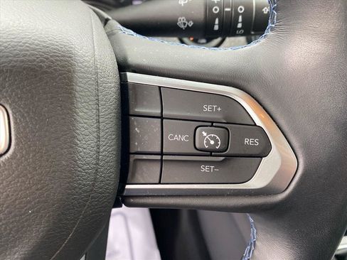 Used 2022 Jeep Compass Latitude w/ Convenience Group AWD/4WD image 19