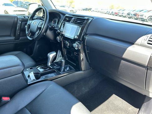 Used 2024 Toyota 4Runner TRD Off-Road Premium w/ Off Road Premium Plus Package AWD/4WD image 14