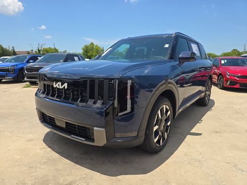 New 2027 Kia Telluride S FWD image 4