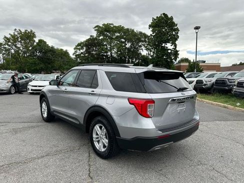 Used 2020 Ford Explorer XLT w/ Equipment Group 202A AWD/4WD image 7