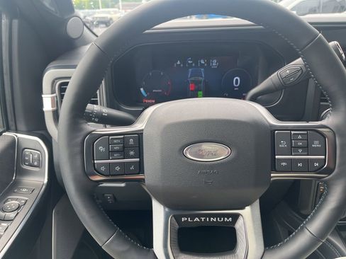 New 2025 Ford F250 Platinum image 28