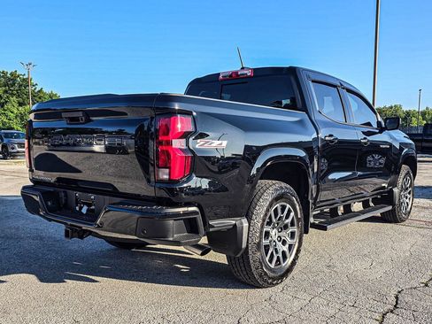 Used 2026 Chevrolet Colorado Z71 w/ Technology Package AWD/4WD image 6