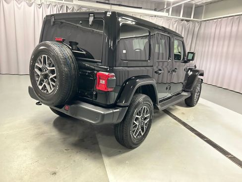 New 2026 Jeep Wrangler Sahara image 7