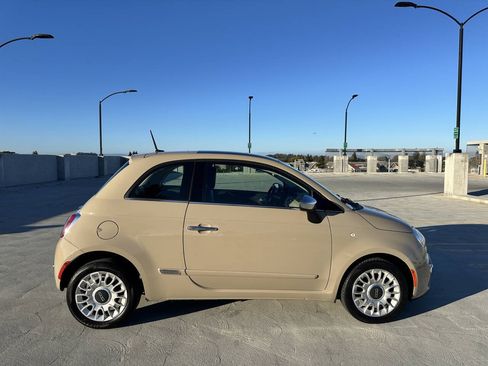 Used 2012 FIAT 500 Lounge w/ Convenience Group FWD image 6