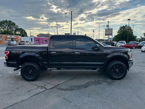 Used 2018 Ford F150 XLT w/ Equipment Group 302A Luxury AWD/4WD image 4
