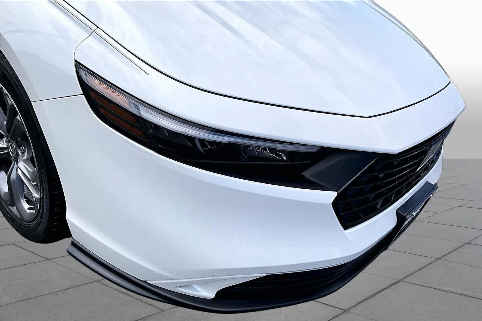 Used 2024 Honda Accord EX image 27