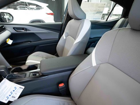 New 2026 Toyota Camry SE w/ Multimedia Upgrade Package image 10