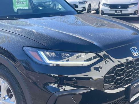 Certified 2024 Honda HR-V LX image 9