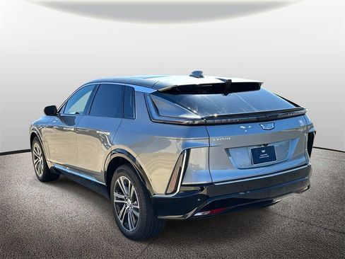 New 2025 Cadillac Lyriq Luxury image 4