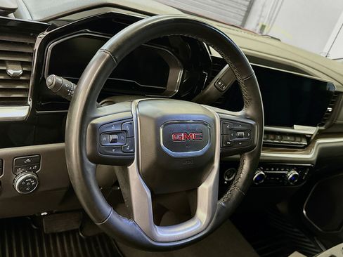 Used 2023 GMC Sierra 1500 Elevation image 18