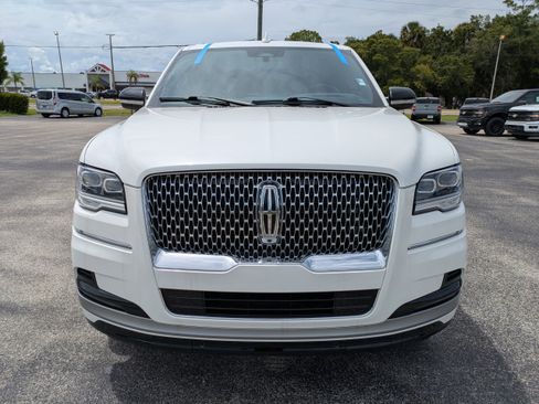 Used 2024 Lincoln Navigator L Reserve AWD/4WD image 8