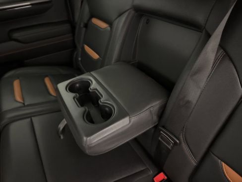 Used 2022 GMC Sierra 1500 AT4 w/ AT4 Preferred Package AWD/4WD image 49
