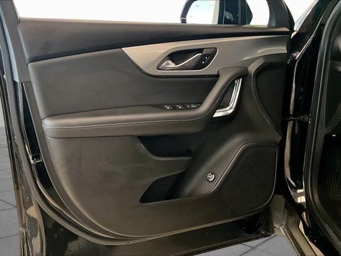 Used 2020 Chevrolet Blazer LT FWD image 19