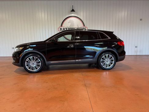 Used 2018 Lincoln MKX Reserve w/ Lincoln MKX Climate Package image 2