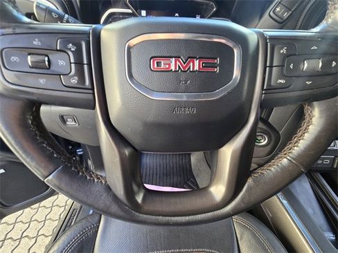Certified 2022 GMC Sierra 1500 AT4 w/ AT4 Premium Package image 27