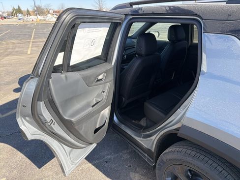 New 2026 Chevrolet Equinox LT image 22