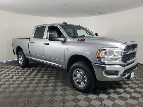 Used 2023 RAM 2500 Tradesman AWD/4WD image 2