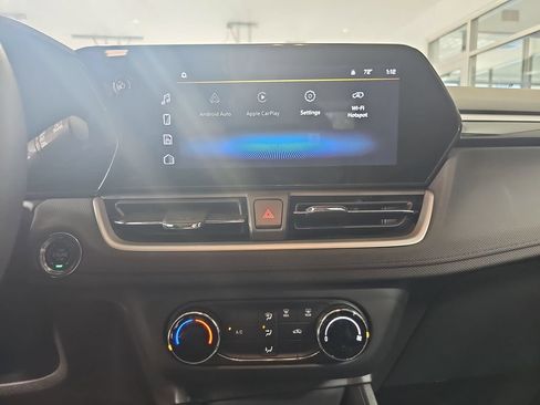 Certified 2025 Chevrolet TrailBlazer LS w/ LS Convenience Package FWD image 25