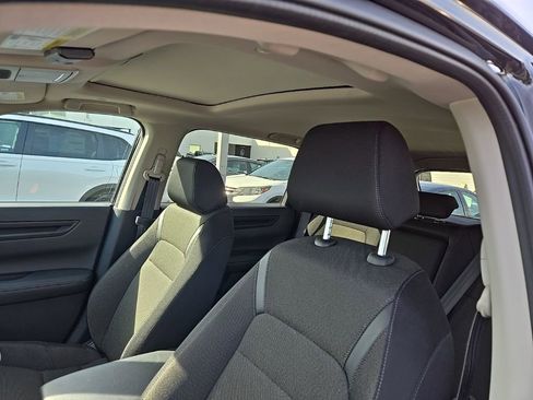 Used 2024 Honda CR-V EX image 5