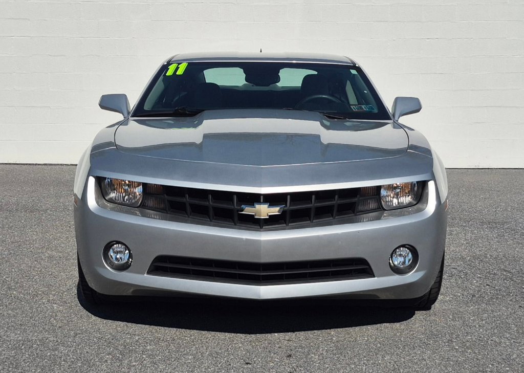 Used 2011 Chevrolet Camaro LT RWD image 7