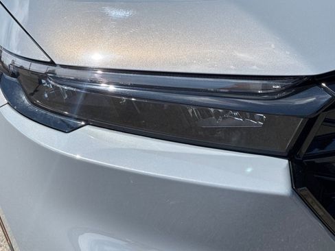 Used 2025 Honda CR-V Sport-L image 11