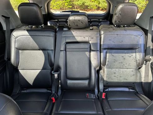 Certified 2023 Ford Explorer Limited AWD/4WD image 43