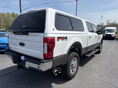 Used 2019 Ford F250 Lariat w/ Lariat Ultimate Package AWD/4WD image 7
