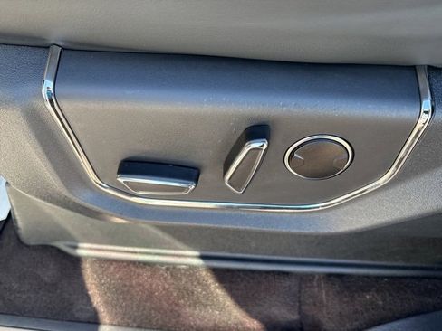 Used 2023 Ford Expedition Max Platinum image 24