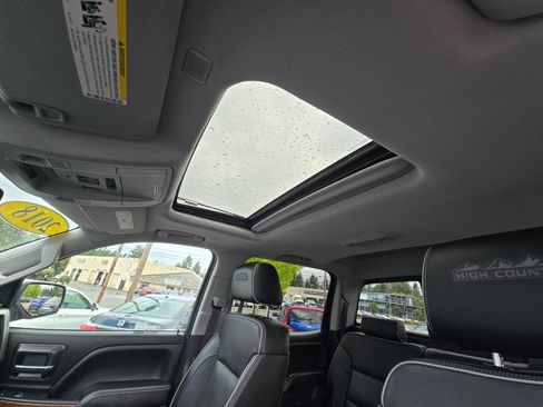 Used 2018 Chevrolet Silverado 1500 High Country AWD/4WD image 23