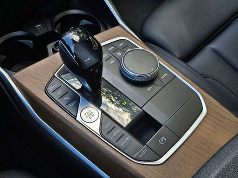 Used 2020 BMW 330i Sedan w/ Convenience Package image 20