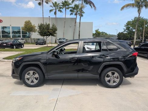 Used 2023 Toyota RAV4 XLE w/ Convenience Package FWD image 8