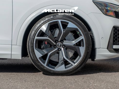 Used 2023 Audi RS Q8 image 23