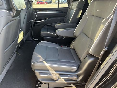 New 2026 Cadillac Escalade Luxury image 22