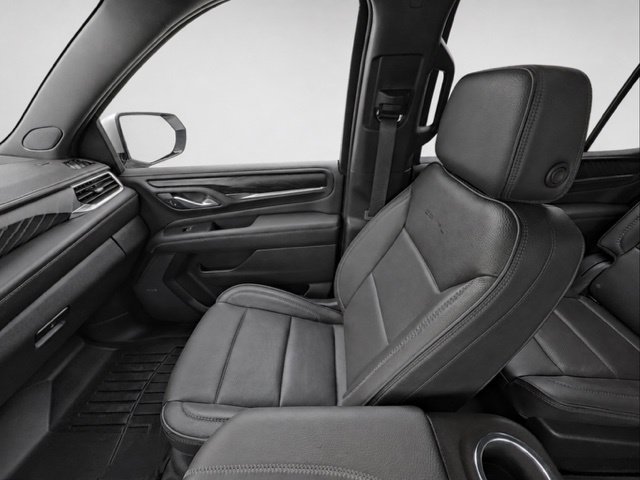 Certified 2022 GMC Yukon Denali w/ Denali Premium Package AWD/4WD image 19