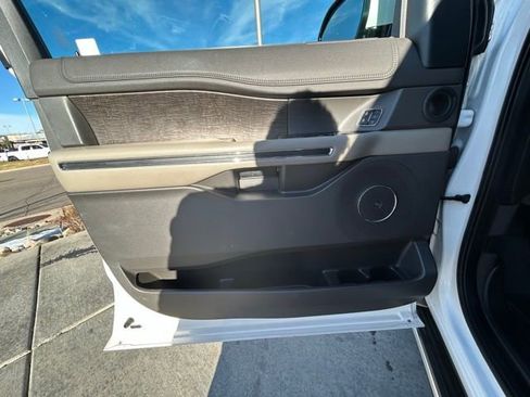 Used 2019 Ford Expedition Limited w/ Special Edition Package image 25