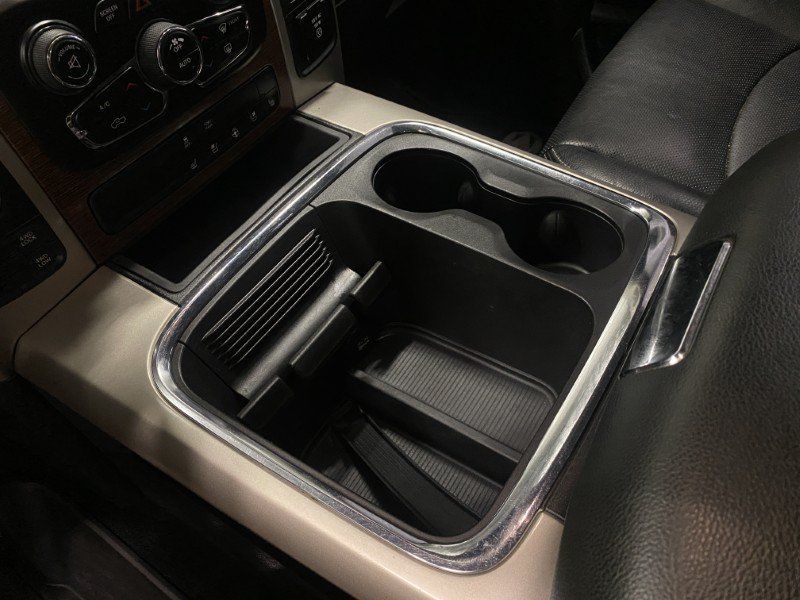 Used 2015 RAM 1500 Laramie w/ Convenience Group AWD/4WD image 45