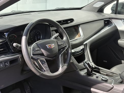 Certified 2023 Cadillac XT5 Premium Luxury AWD/4WD image 15